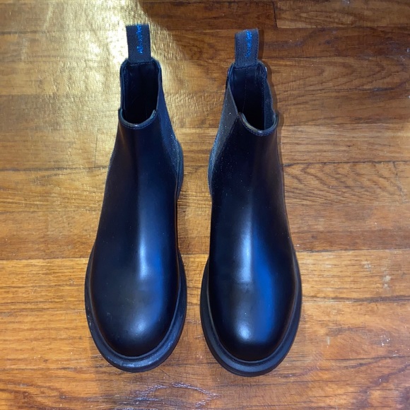 Alexander McQueen's Treadslick Chelsea Black/Pastel Sky Blue - Worn Once - Picture 4 of 16